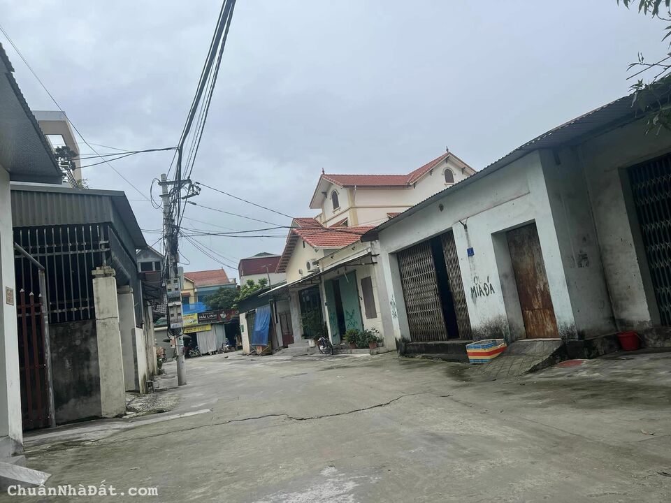 Bán đất mặt phố Lý Tử Cấu, phường Tứ Minh, TP HD, 71.9m2, mt hơn 5m, KD buôn bán nhỏ