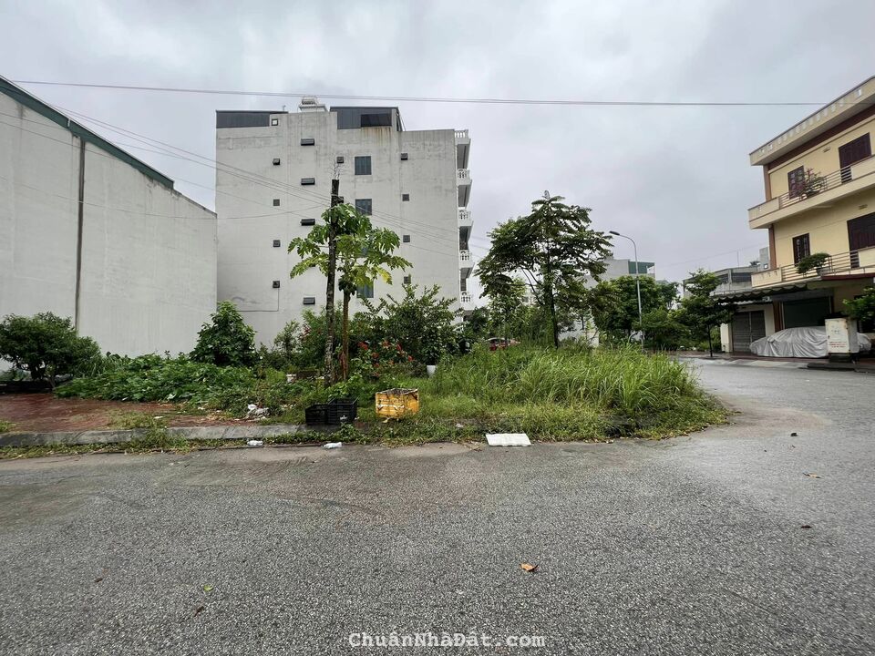 Bán lô góc KĐT Việt Hòa, ph Việt Hòa, TP HD, 166.18m2, 2 mặt đường, vỉa hè 5m rộng rãi