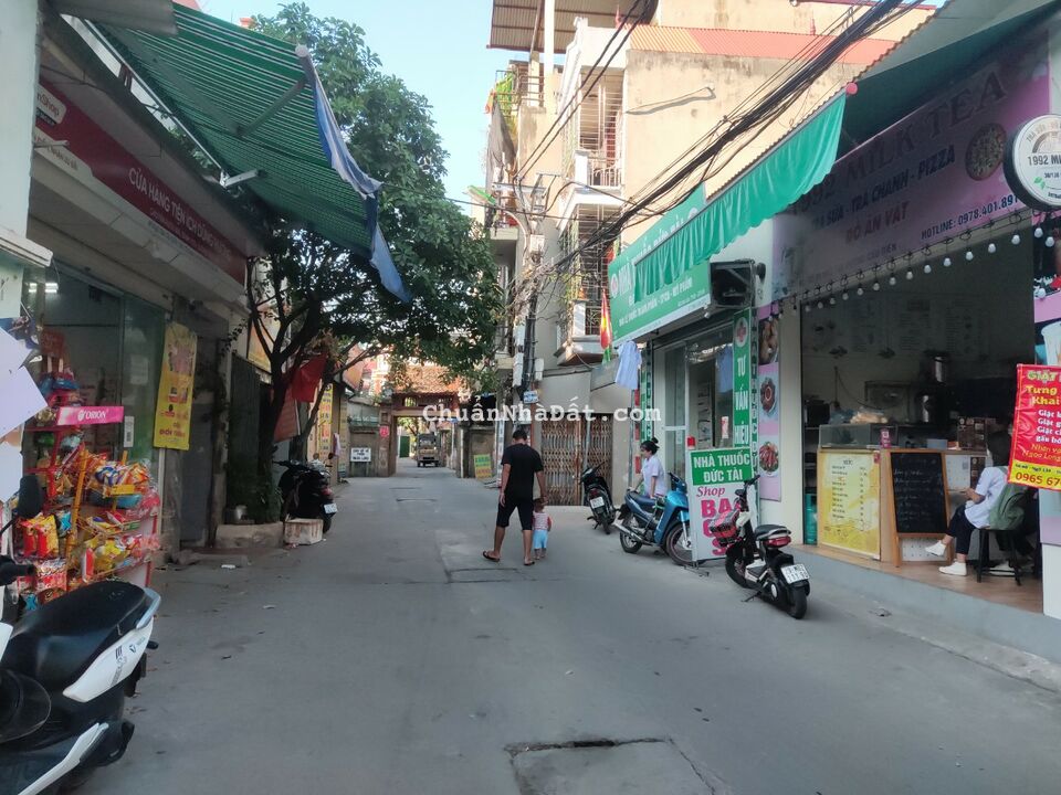 Bán đất Cầu Diễn. 2 thoáng-Ngõ thông-Ôtô tránh. Kinh doanh, Văn phòng. 120m. 12 tỷ