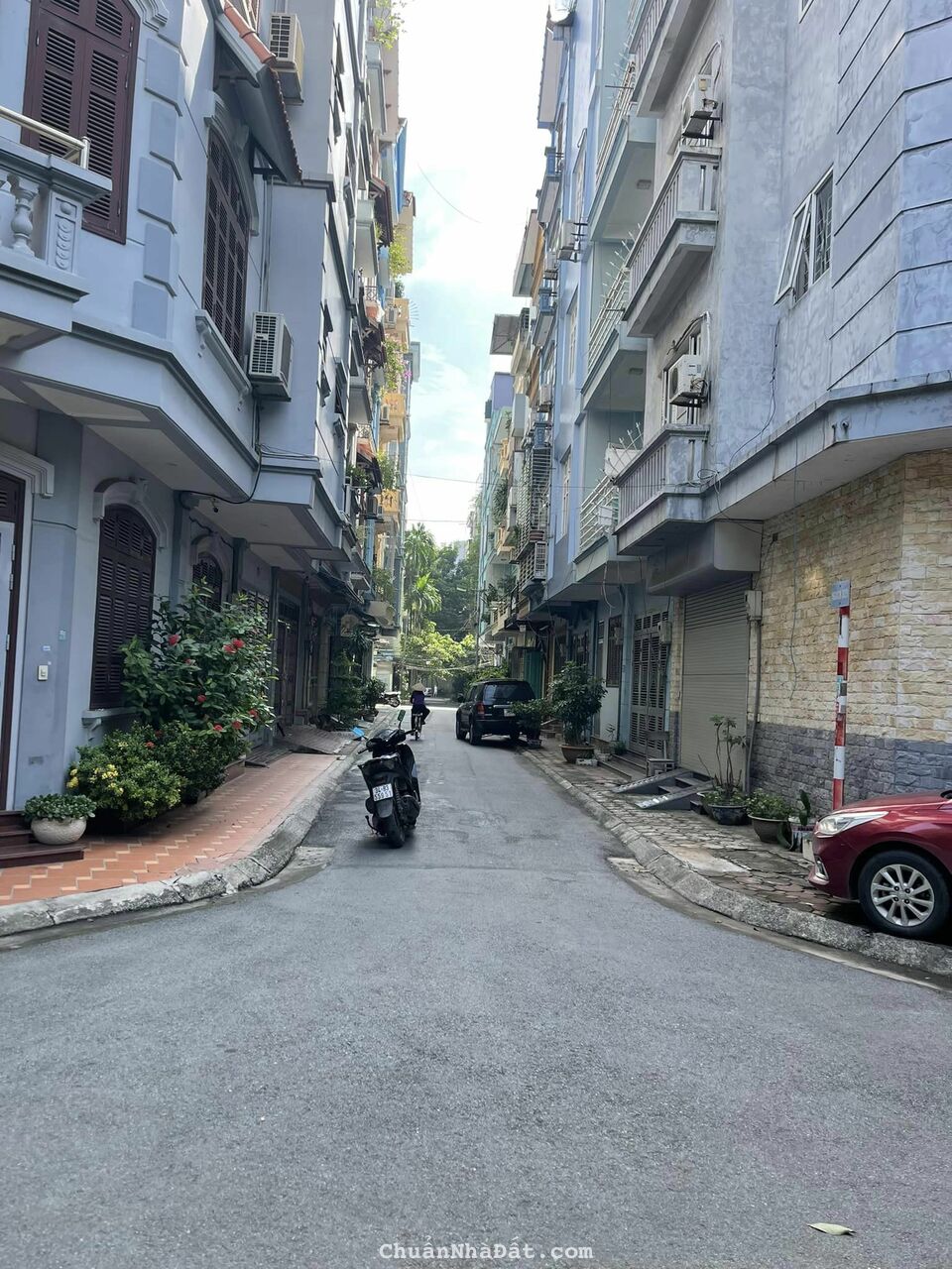 Phân lô Hoàng Quốc Việt - Cầu Giấy. 2 thoáng - Kinh doanh Ô tô. 50m. 10 tỷ