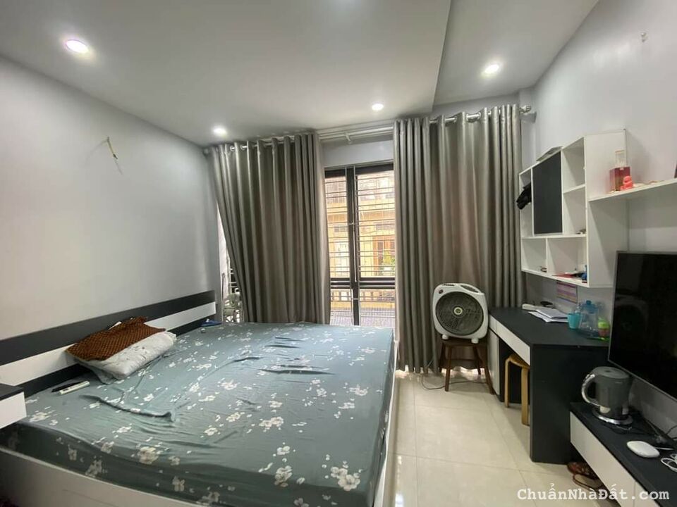 Chính chủ bán nhà phố Nguyên Hồng-Đống Đa. Khu VIP, Ở sướng, Kinh doanh