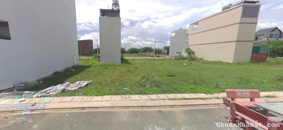 Bán gấp 5 lô đất đường Nguyễn Xiển, P. Trường Thạnh Quận 9 gần Vinhomes lô 105m2 giá 2tỷ6, sổ riêng