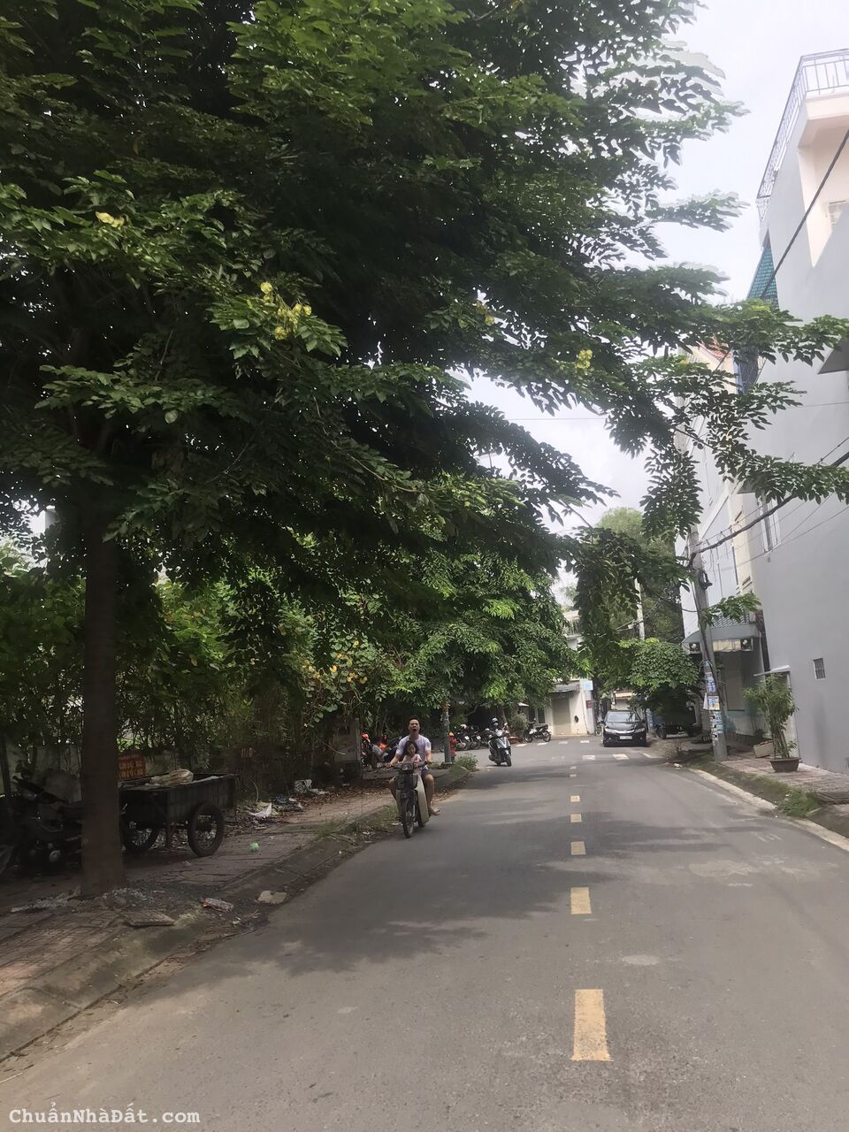 Kẹt vốn bán lô 80m2 đường Nơ Trang Long, Phường 13, Bình Thạnh. Giá 3,3 Tỷ, DT 82m2. Sổ hồng riêng.