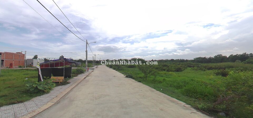 Đất nền KDC Blue Diamond, Long Phước, TP Thủ Đức. Đường Số 8 đang nâng cấp, SHR, DT 80m2 Giá 2,2 tỷ