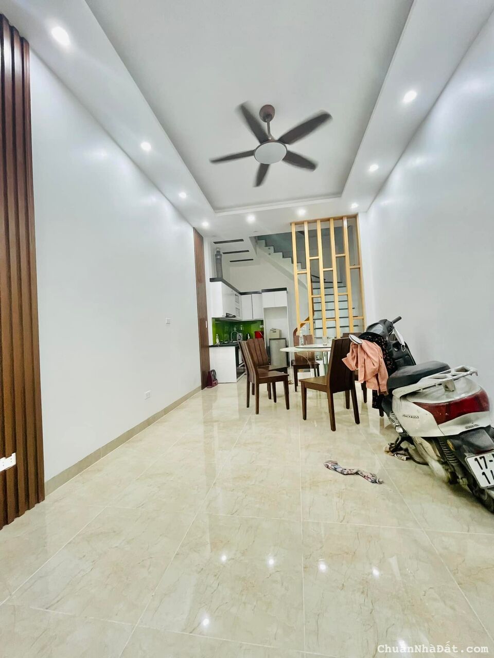 Bán nhà Trương Định, Hai Bà Trưng, Ôtô Tránh, Ôtô Đỗ Cửa Ngày đêm, Ngõ Thông, KD đỉnh, 5.5 tỷ 