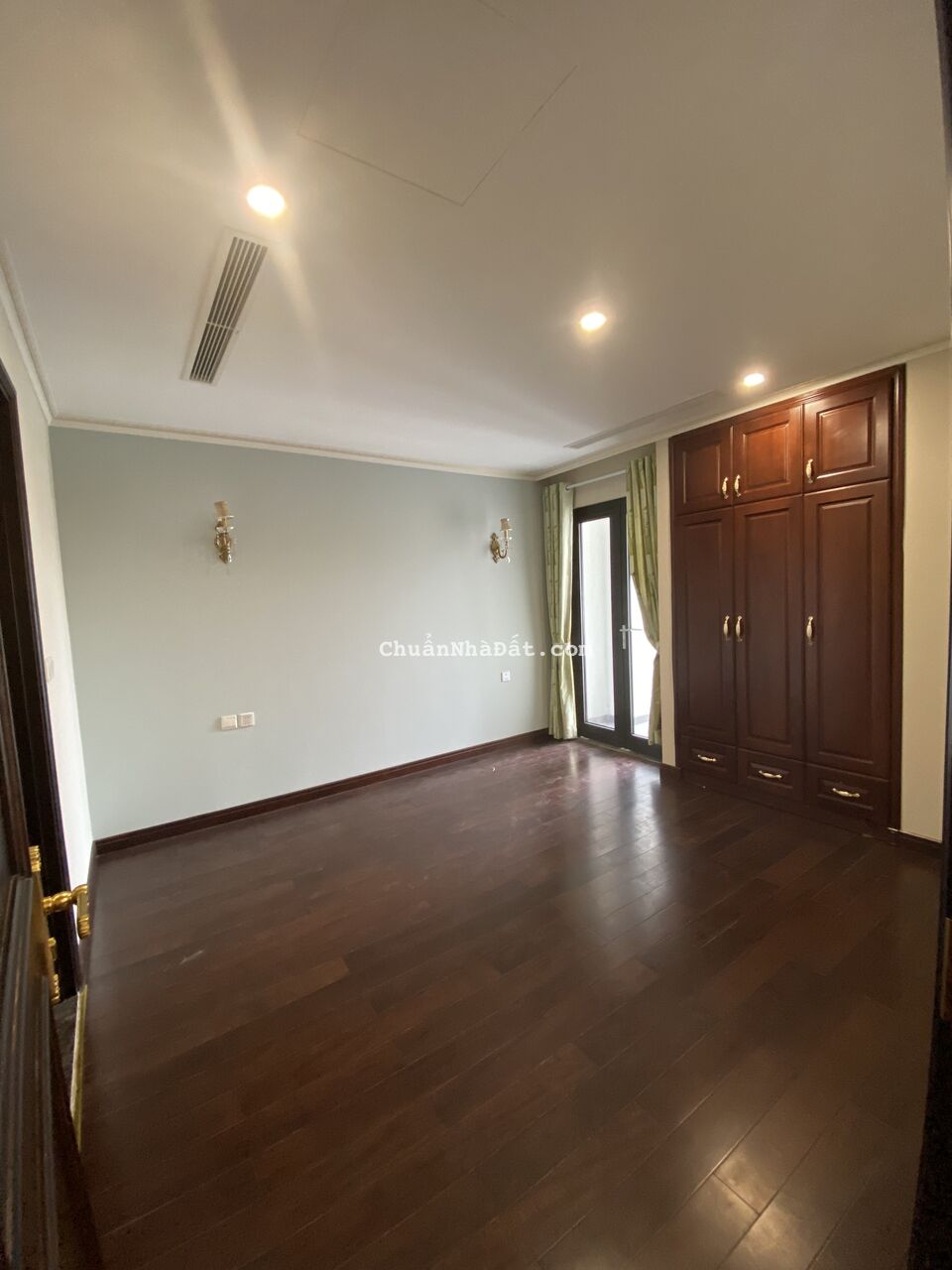 CĐT HC Golden City – Bồ Đề: Căn 3PN Ở Ngay, Full Nội Thất Liền Tường Cao Cấp 