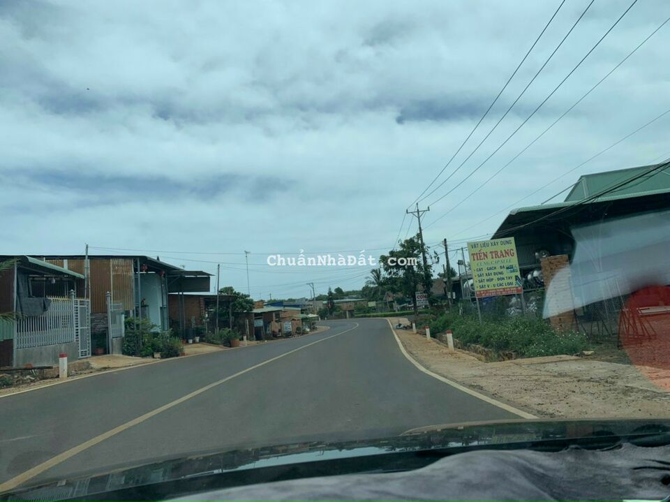 Mặt tiền bê tông 5x50x100tc cách DT753b 200m giá 450tr