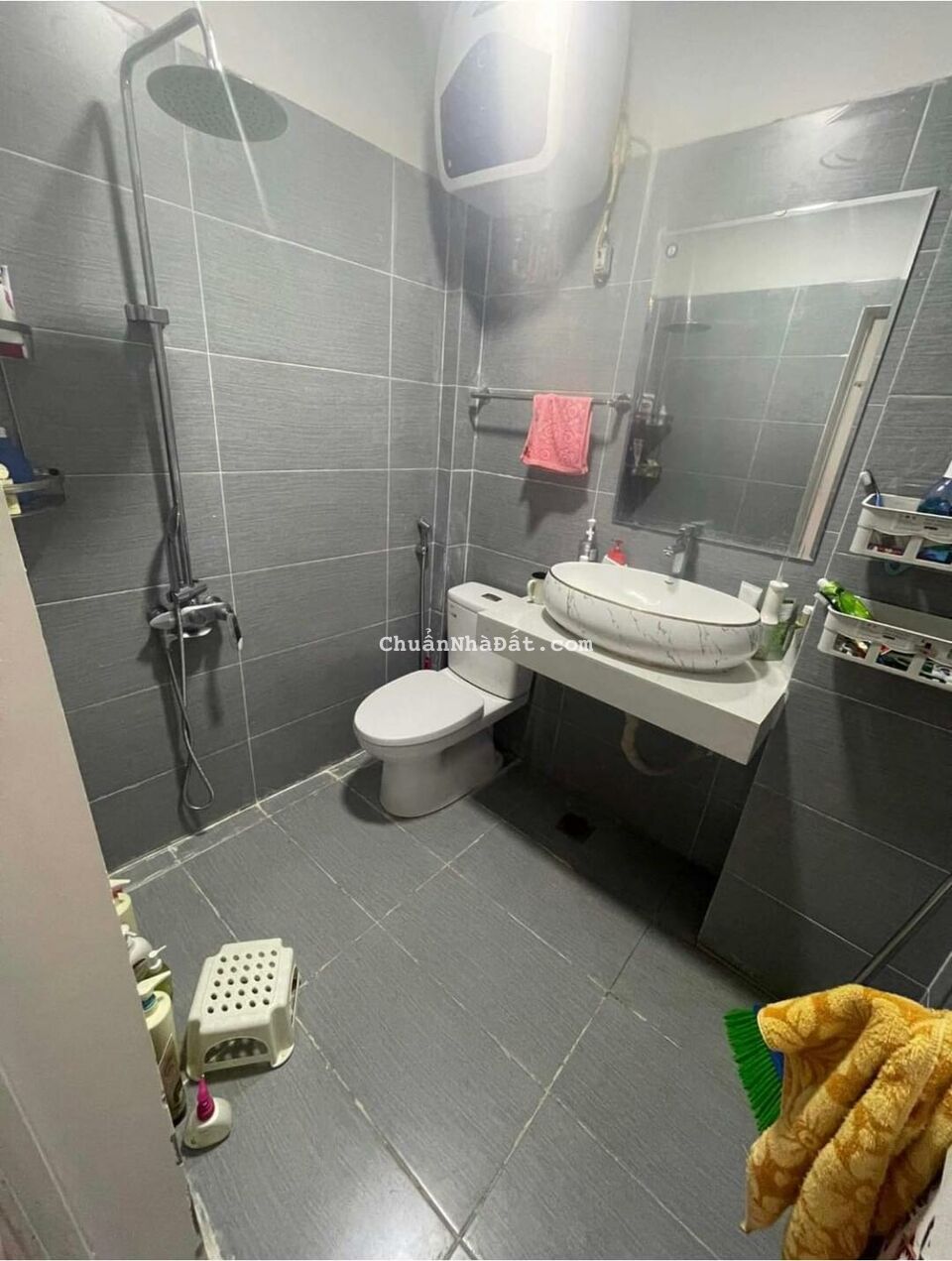 Bán nhà Đống Đa - Kim Liên. Diện tích: 24m, mt: 3.4m. Giá: 3.3 tỷ