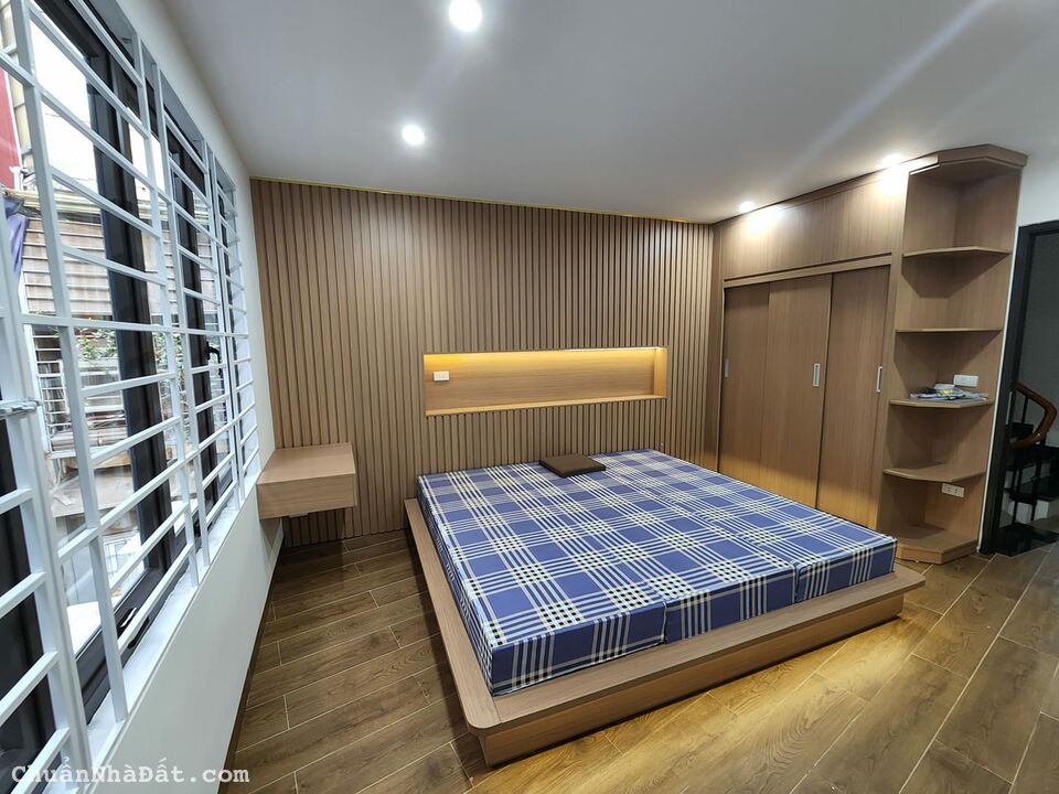 HOT! Bán gấp nhà Xã Đàn, 33m, 5Tg, 4.4m, ô tô, kinh doanh. nhỉnh 5 tỷ