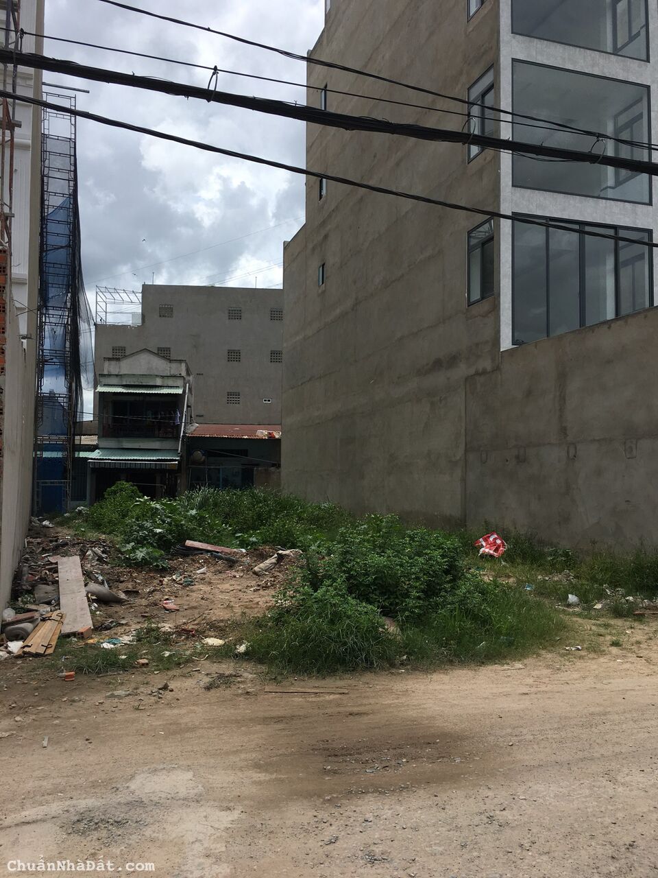 Ngân hàng thanh lí gấp lô đất MT Tô Ngọc Vân,Thạnh Xuân,Quận 12,DT 90m2,Giá 2,2 tỷ,SHR,XDTD