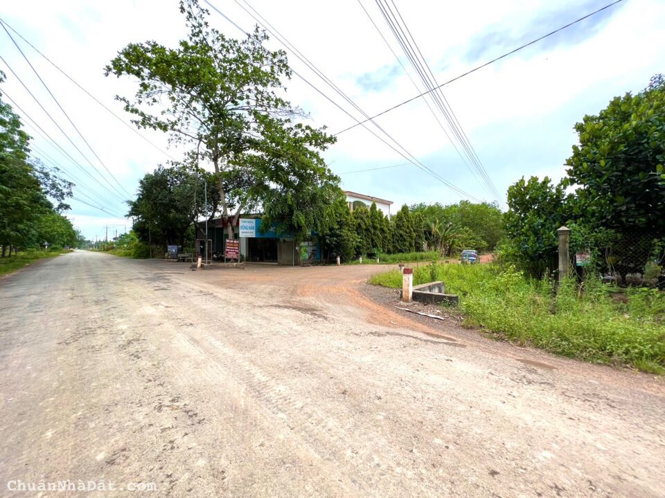 Giá chốt hạ tận rễ, chủ cần ra lô cặp liền kề ngay khu công nghiệp Tân Quan