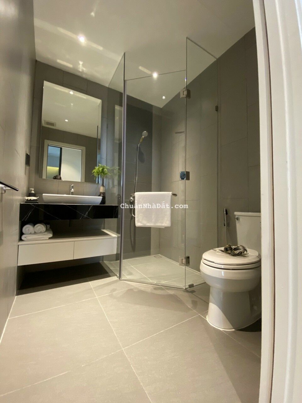 Chỉ từ 540 triệu sở hữu ngay nhà mặt tiền đường QL13 𝗟𝗮𝘃𝗶𝘁𝗮 𝗧𝗵𝘂𝗮̣̂𝗻 𝗔𝗻