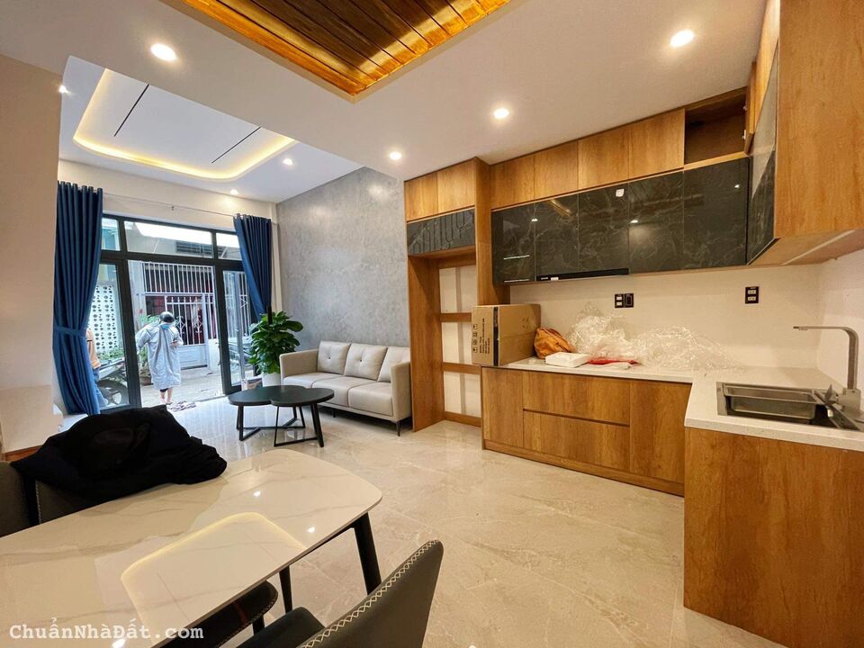 Chào bán nhà 3 tầng mới căng, kiệt Tiểu La.