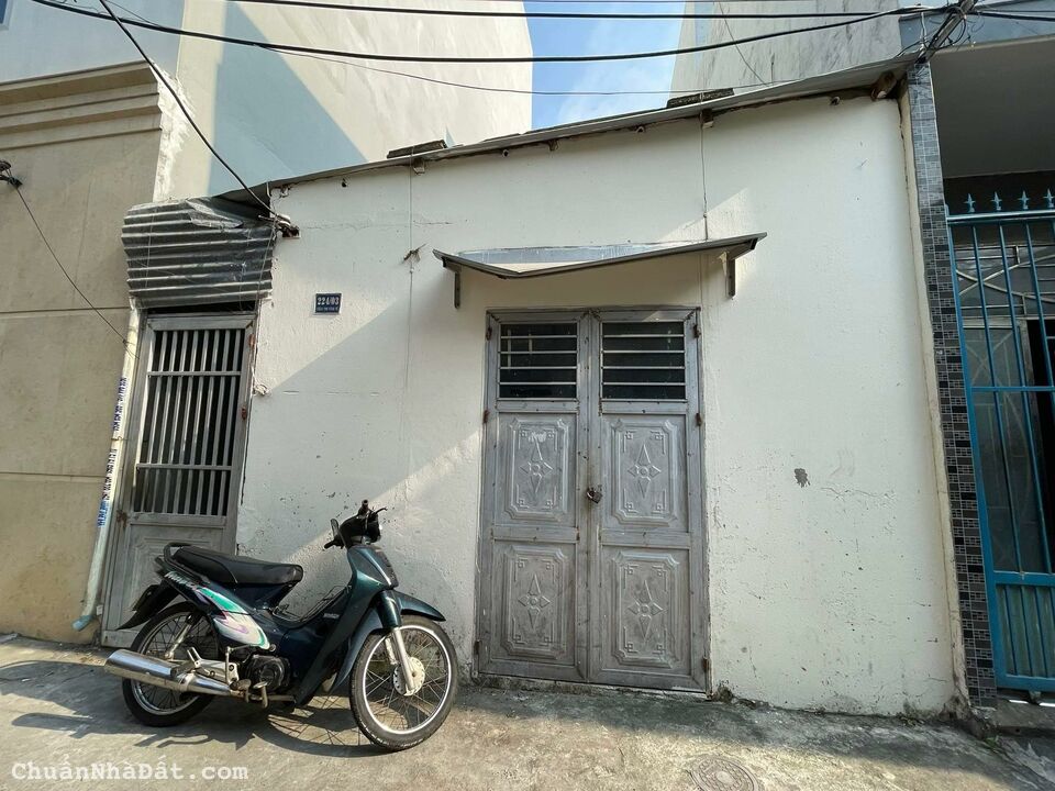 Bán lô đầu kiệt ô tô Châu Thị Vĩnh Tế, gần Phan Tứ và Ngô Thì Sỹ. Bán lô đầu kiệt ô tô Châu Thị Vĩnh Tế, gần Phan Tứ và Ngô Thì Sỹ.