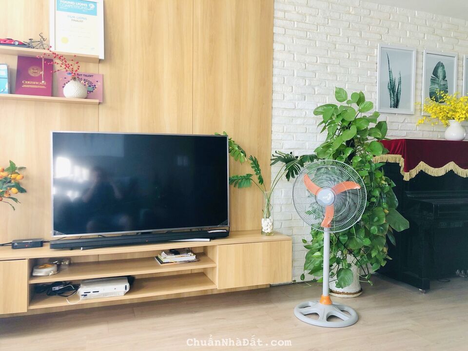 Tin cực hót, chỉ với 2.4 tỷ sở hữu căn hộ có sổ hơn 90m2, thiết kế hiện đại