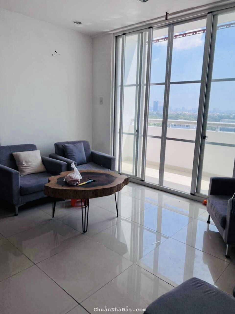 Cần cho thuê căn hộ A. View - Bình Chánh