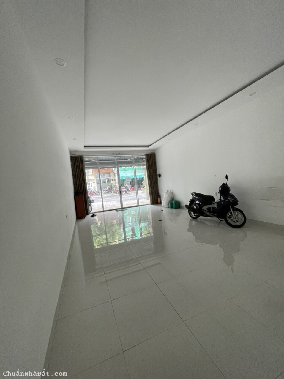 Cho thuê mặt bằng đường Huỳnh Ngọc Huệ - Đà Nẵng