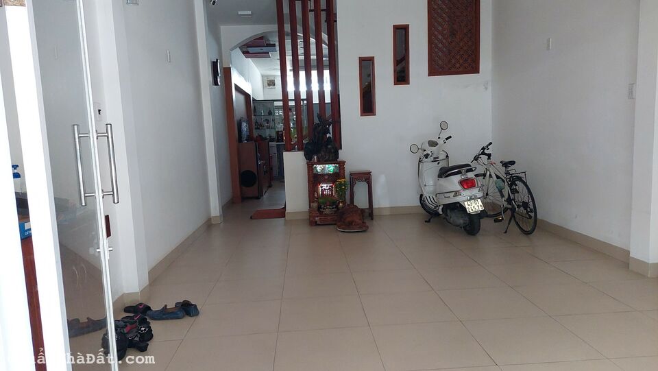 Cho thuê mặt bằng gần Nguyễn Văn Linh - Đà Nẵng