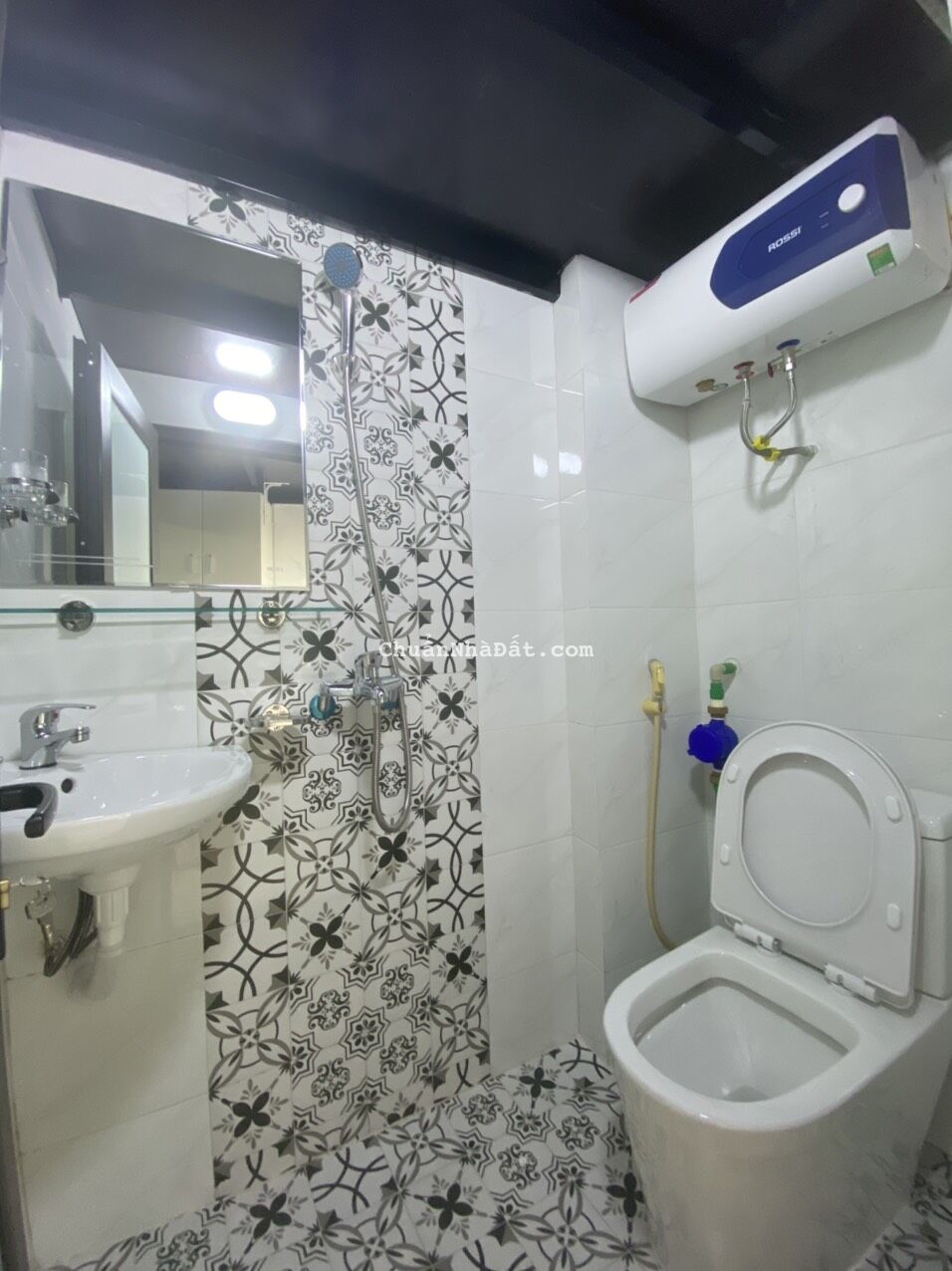 Cho thuê các căn hộ chung cư mini phố Đại La đầy đủ tiện nghi