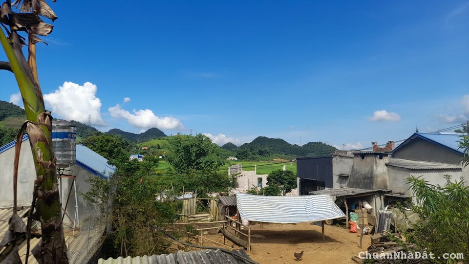 Đất nền Chiềng Đi, Thị trấn Nông Trường Mộc Châu, gần 300m2 giá cắt lỗ dưới 1.7 tỷ