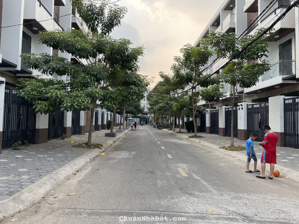 Bán Nhà Phố 1T3L KDC Tên Lửa, Bình Trị Đông B, Bình Tân, SHR ,Giá Mềm