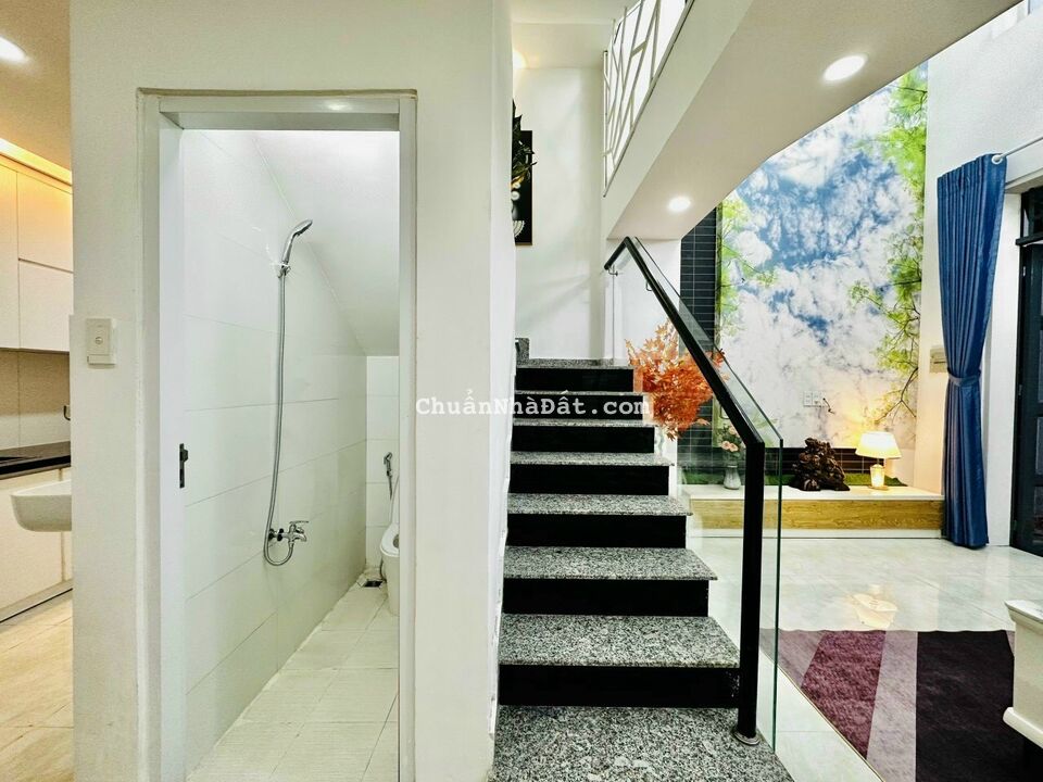 Nội thất, Hoàng Hoa Thám, 4.3 x 9.5, 2 lầu, 5.8 tỷ, Bình Thạnh