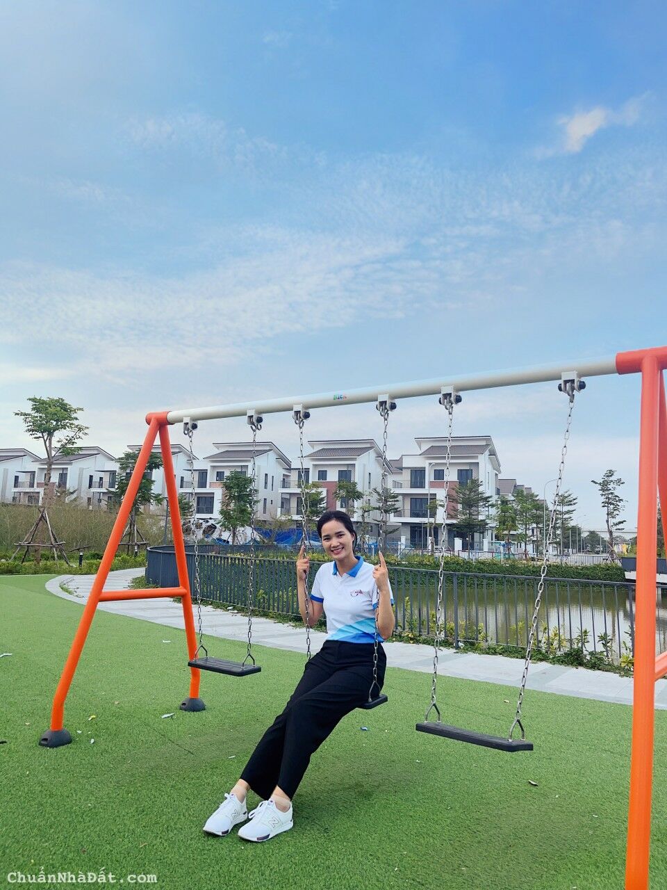 Biêt thư chuẩn SINGAPORE  không gian sống xanh , đẳng cấp