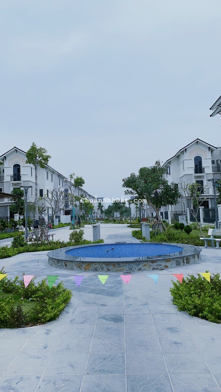 Bán gấp biệt thự song lập 135m2 - chỉ 7,4 tỷ tại trung tâm KCN Centa Vsip Bắc Ninh Bán gấp biệt thự song lập 135m2 - chỉ 7,4 tỷ tại trung tâm KCN Centa Vsip Bắc Ninh