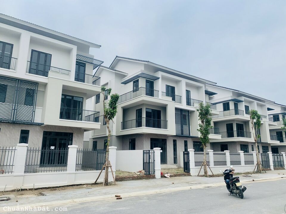 Biêt thự 180m2 giá chỉ 10 tỷ  căn nhà mơ ước,hưởng trọn không gian xanh