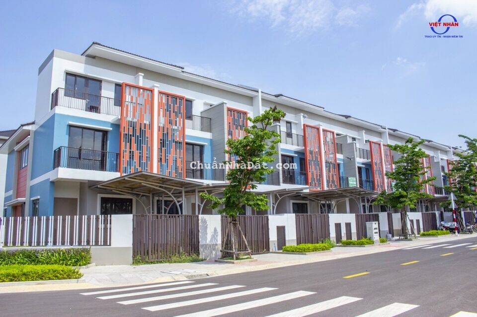 Bán gấp nhà 3 tầng ký trực tiếp VSIP, giá cực tốt, tiến độ dài hạn Bán gấp nhà 3 tầng ký trực tiếp VSIP, giá cực tốt, tiến độ dài hạn