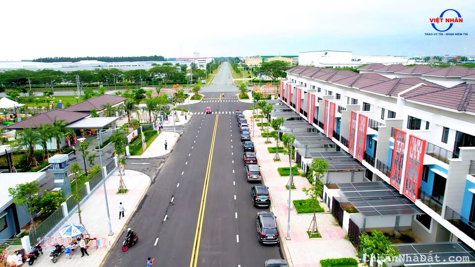 Bán gấp nhà 3 tầng ký trực tiếp VSIP, giá cực tốt, tiến độ dài hạn Bán gấp nhà 3 tầng ký trực tiếp VSIP, giá cực tốt, tiến độ dài hạn