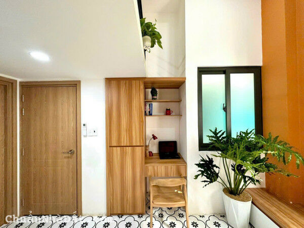 bán căn hộ dịch vụ 6 lầu hẻm 791 Trần xuân soạn phường tân hưng Q7. Dt 7x20m