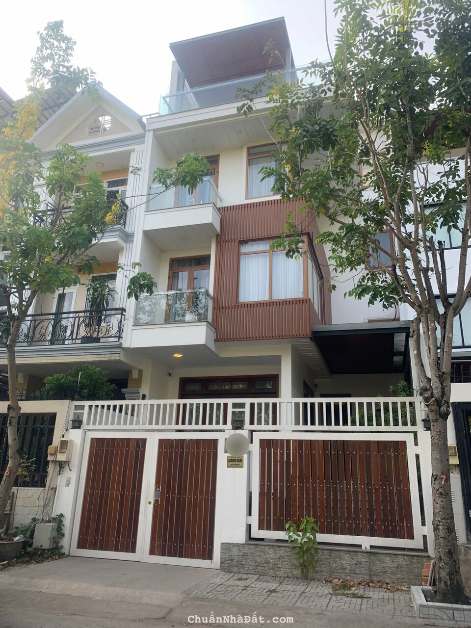 nhà 7x20m  3 lầu st đường 25 khu An phú hưng Quận 7