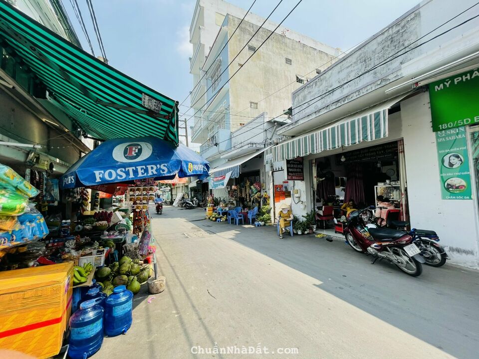 bán căn nhà dt 10,8x28m hẻm chính 30 Lâm Văn bền phường tân kiểng Quận 7