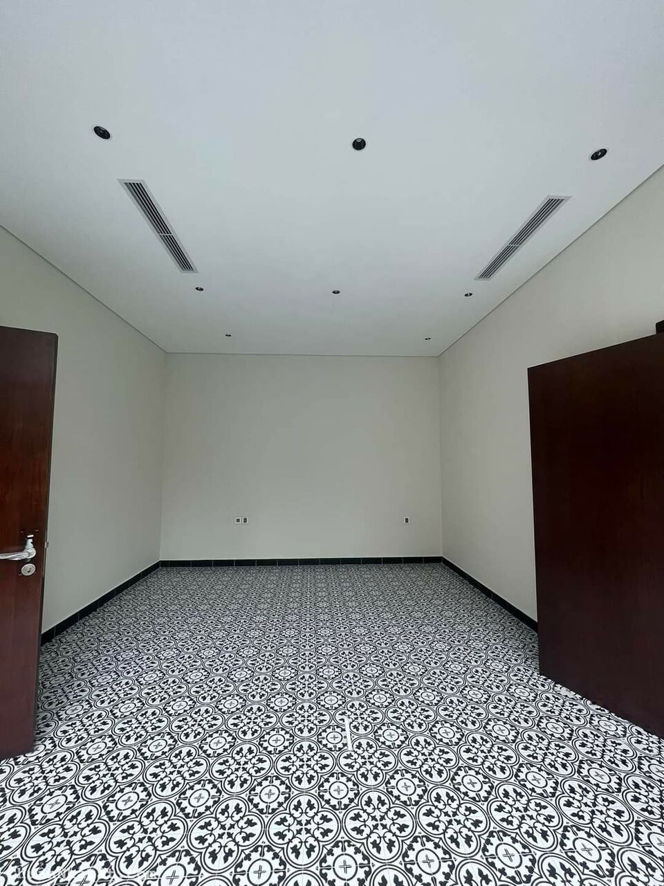 MỞ BÁN BIỆT THỰ TRẦN HƯNG ĐẠO - VỊ TRÍ VIP HIẾM NHÀ BÁN AN SINH ĐỈNH CAO - DT 61M2 GIÁ NHỈNH 3X TỶ 