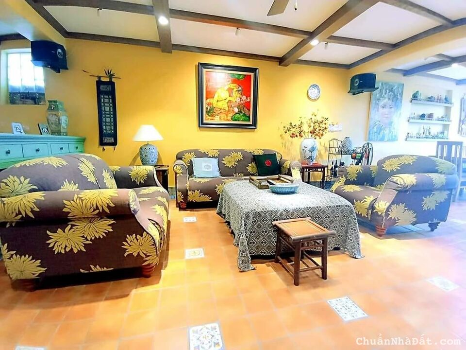 MẶT ĐƯỜNG VĂN MIẾU - VỊ TRÍ ĐẮC ĐỊA HIẾM NHÀ BÁN VỈA HÈ ĐÁ BÓNG KINH DOANH SẦM UẤT 1 CĂN DUY NHẤT 