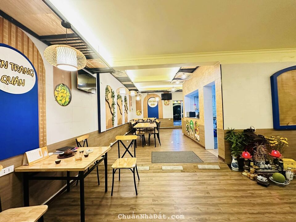 MẶT PHỐ TÂN ẤP - VỊ TRÍ ĐẮC ĐỊA - TT QUẬN BA ĐÌNH - KINH DOANH SẦM UẤT - DT 240M2 NHỈNH 2X TỶ MẶT PHỐ TÂN ẤP - VỊ TRÍ ĐẮC ĐỊA - TT QUẬN BA ĐÌNH - KINH DOANH SẦM UẤT - DT 240M2 NHỈNH 2X TỶ