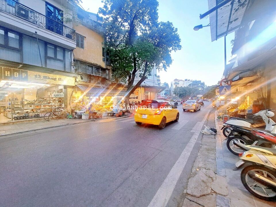 GIẢM CHÀO 4 TỶ ! BẮT ĐÁY - CHỈ CÒN 246 TỶ - MẶT PHỐ CỔ HÀNG DA KINH DOANH SẦM UẤT GIẢM CHÀO 4 TỶ ! BẮT ĐÁY - CHỈ CÒN 246 TỶ - MẶT PHỐ CỔ HÀNG DA KINH DOANH SẦM UẤT