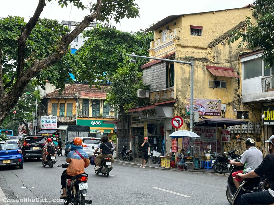 NHÀ MẶT PHỐ HÀNG GIẤY - TT HOÀN KIẾM - VỊ TRÍ ĐẸP 6 TẦNG KINH DOANH ĐỈNH - DT 156M2 GIÁ CHÀO 139 TỶ