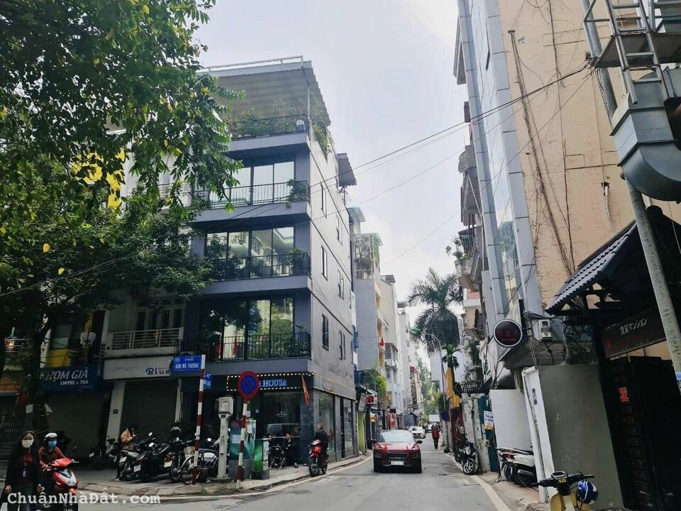 MẶT PHỐ LINH LANG - VỊ TRÍ VIP HIẾM NHÀ BÁN - 4 TẦNG KINH DOANH - DT 150M2 GIÁ NHỈNH 4X TỶ MẶT PHỐ LINH LANG - VỊ TRÍ VIP HIẾM NHÀ BÁN - 4 TẦNG KINH DOANH - DT 150M2 GIÁ NHỈNH 4X TỶ