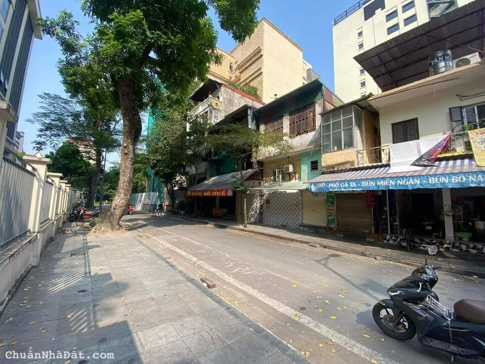 MẶT PHỐ NGUYỄN KHẮC CẦN - TRUNG TÂM QUẬN HOÀN KIẾM - VỊ TRÍ ĐẸP LÔ GÓC KINH DOANH SẦM UẤT 