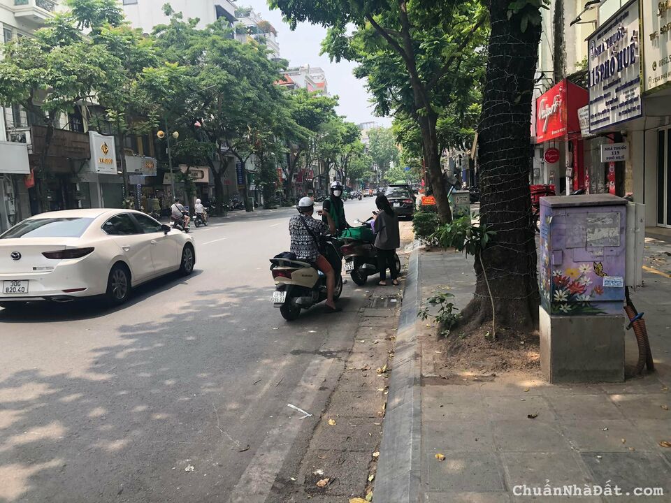 MẶT PHỐ HUẾ HAI BÀ TRƯNG - VỊ TRÍ TRUNG TÂM KINH DOANH ĐỈNH - DT 352M2 GIÁ CHÀO 220 TỶ MẶT PHỐ HUẾ HAI BÀ TRƯNG - VỊ TRÍ TRUNG TÂM KINH DOANH ĐỈNH - DT 352M2 GIÁ CHÀO 220 TỶ