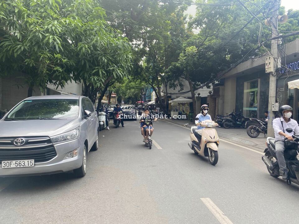 BÁN NHÀ MẶT PHỐ CAO BÁ QUÁT - VỊ TRÍ VIP KINH DOANH - TT BA ĐÌNH - DT 525M2 GIÁ CHÀO 240 TỶ