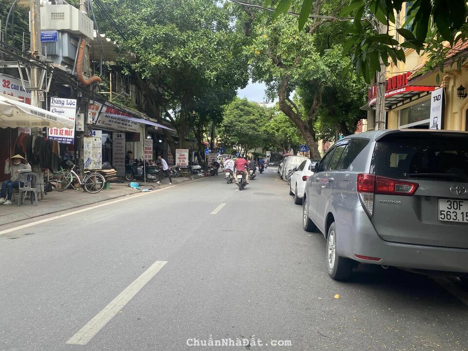 BÁN NHÀ MẶT PHỐ CAO BÁ QUÁT - VỊ TRÍ VIP KINH DOANH - TT BA ĐÌNH - DT 525M2 GIÁ CHÀO 240 TỶ