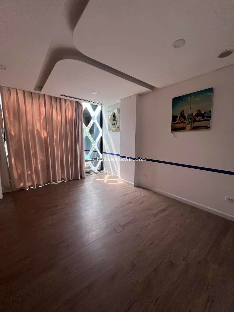 MẶT PHỐ GIANG VĂN MINH - VỊ TRÍ VIP SIÊU HIẾM 10 TẦNG KINH DOANH - DT 83M2 GIÁ NHỈNH 6X TỶ