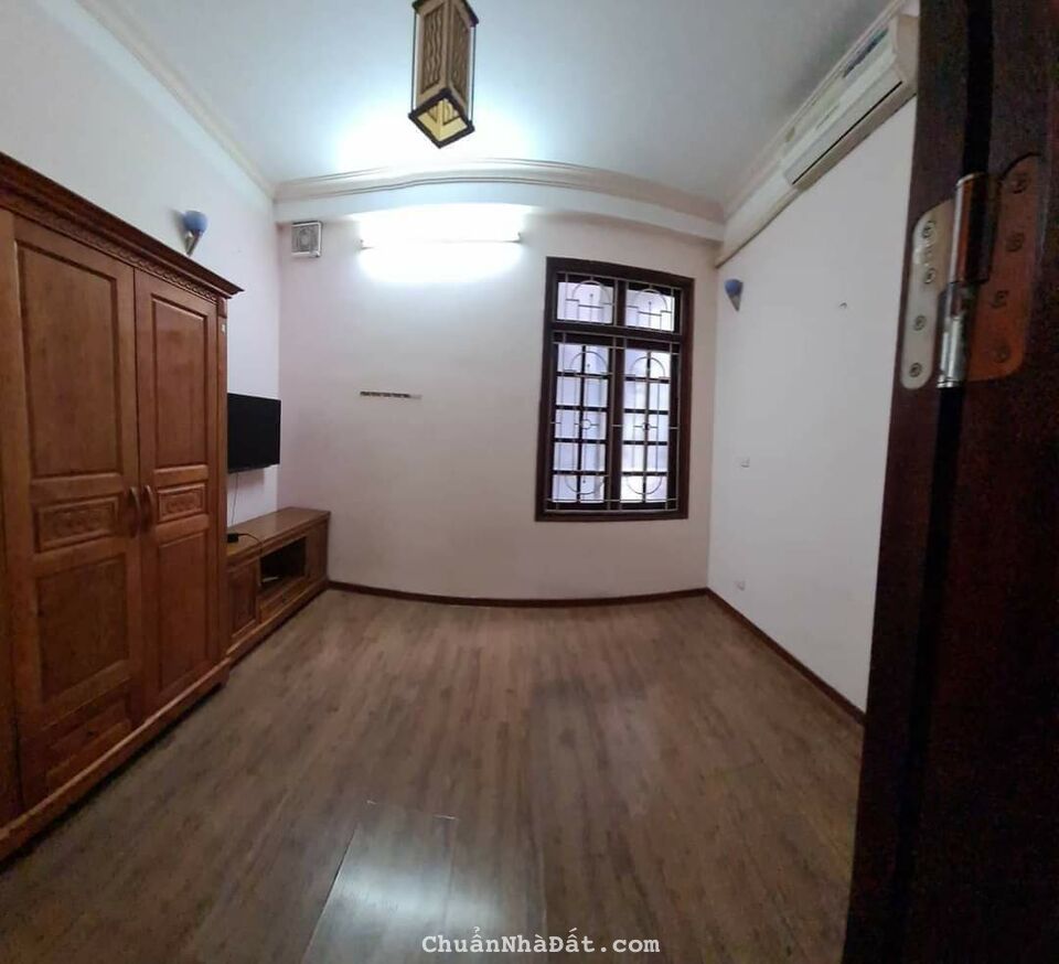 BÁN NHÀ PHỐ VIP - MẶT PHỐ NGUYỄN THÁI HỌC SIÊU HIẾM GIÁ ĐẦU TƯ - DT 248M2 NHỈNH 148.X TỶ 