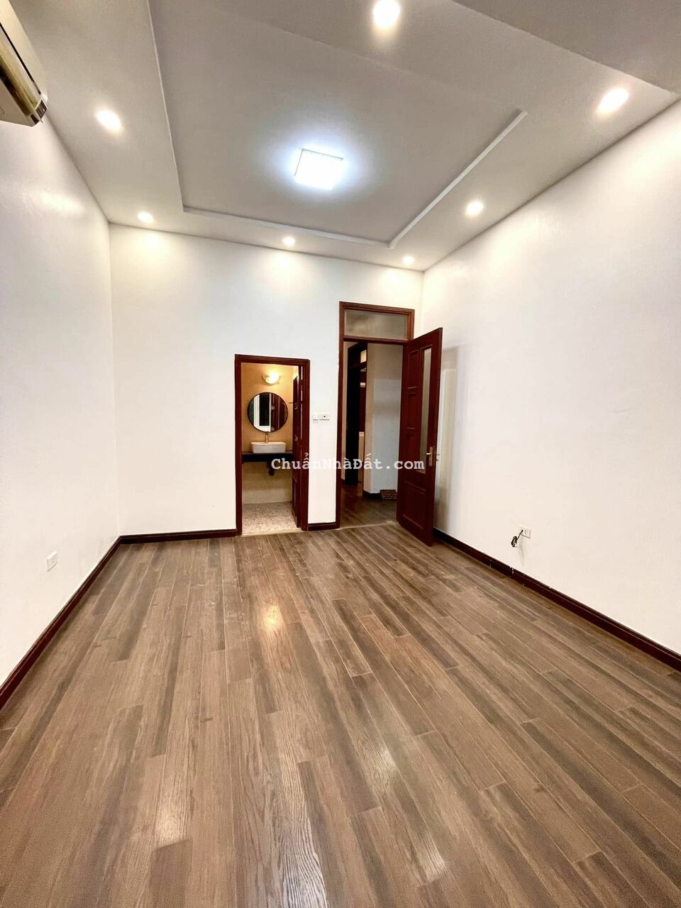 BÁN NHÀ MẶT PHỐ NGÔ THÌ NHẬM HAI BÀ TRƯNG - SIÊU HIẾM 6 TẦNG KINH DOANH - DT 125M2 GIÁ CHÀO 104 TỶ 