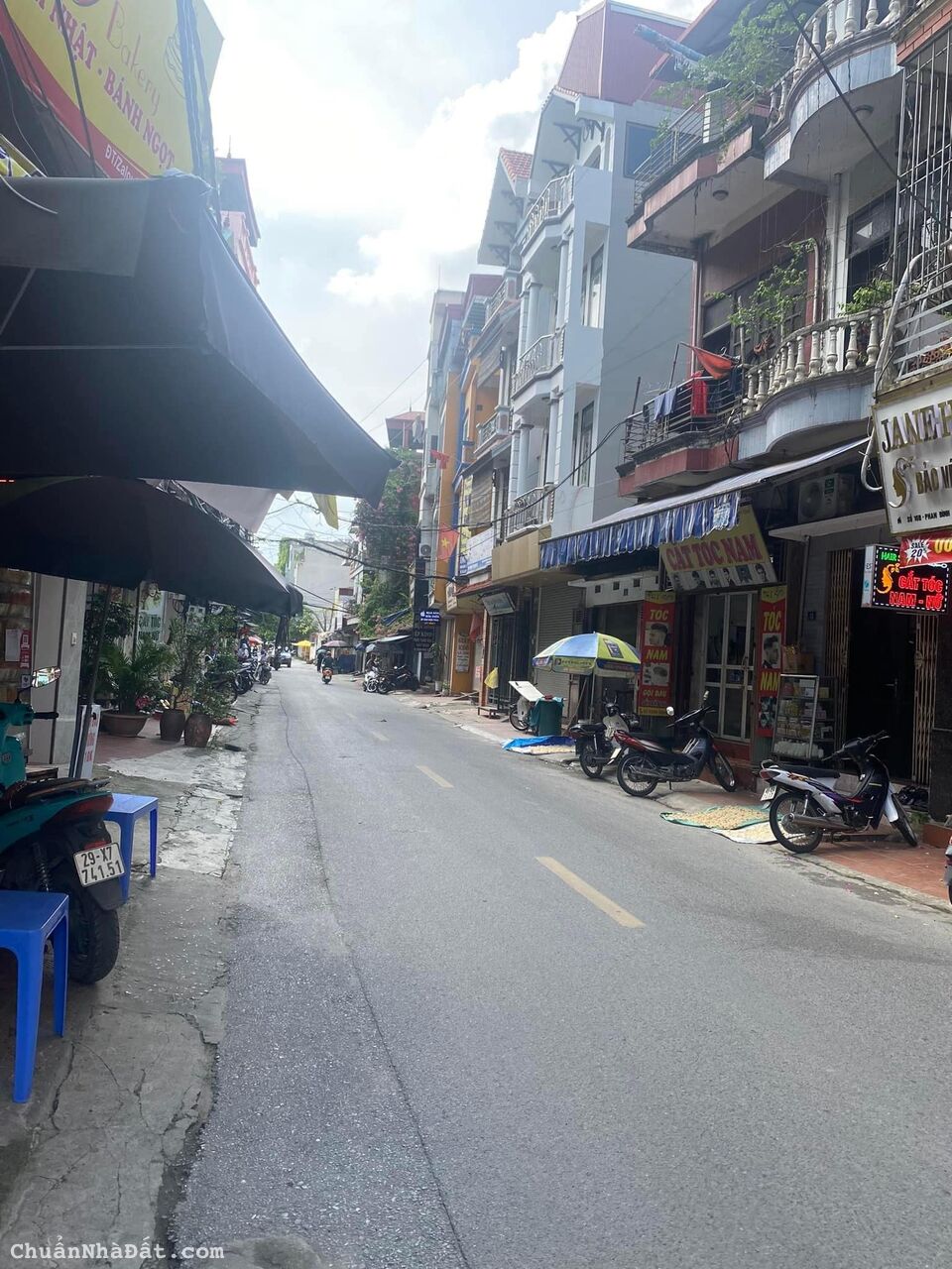 MẶT PHỐ PHAN ĐÌNH GIÓT - VỊ TRÍ SIÊU ĐẸP - KHU VỰC KINH DOANH SẦM UẤT - DT 53M2 GIÁ NHỈNH 14.X TỶ 