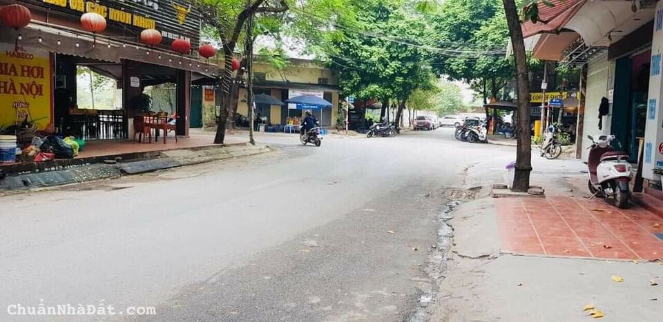 MẶT PHỐ PHÚ DIỄN 6 TẦNG THANG MÁY - VỊ TRÍ ĐẸP - VỈA HÈ RỘNG - KINH DOANH SẦM UẤT GIÁ ĐẦU TƯ