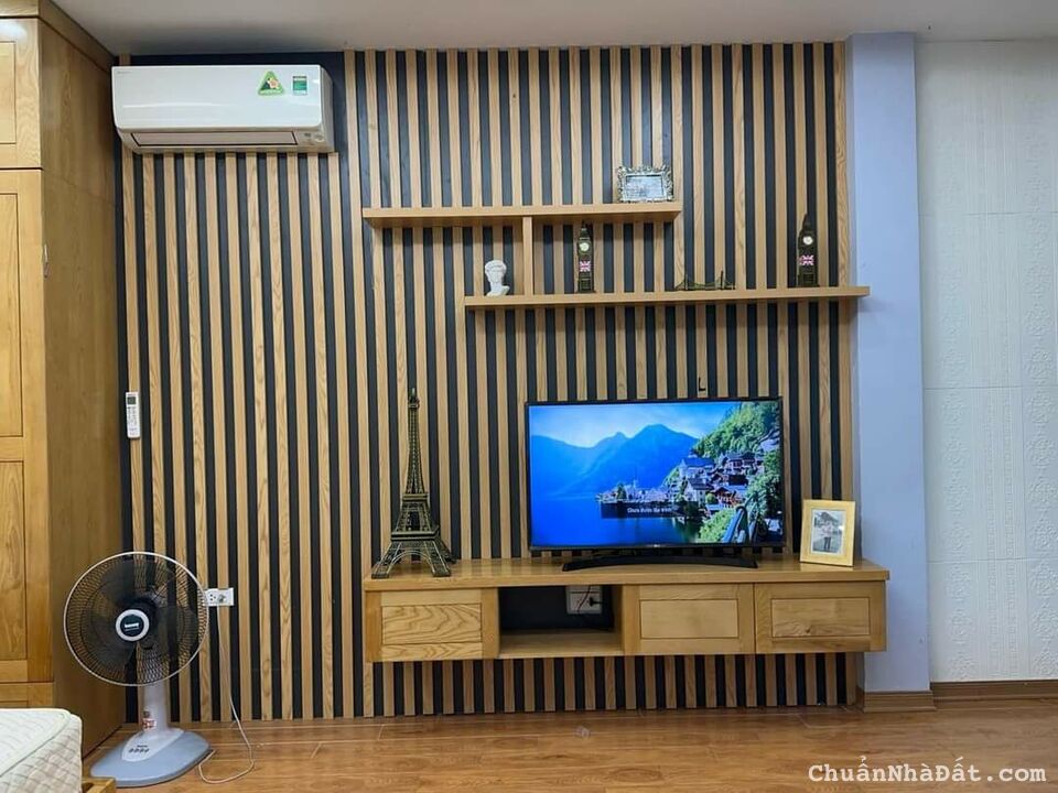 MẶT PHỐ PHÚC TÂN - VỊ TRÍ VIP 7 TẦNG THANG MÁY - Ô TÔ TRÁNH KINH DOANH - GIÁ NHỈNH 28.X TỶ MẶT PHỐ PHÚC TÂN - VỊ TRÍ VIP 7 TẦNG THANG MÁY - Ô TÔ TRÁNH KINH DOANH - GIÁ NHỈNH 28.X TỶ